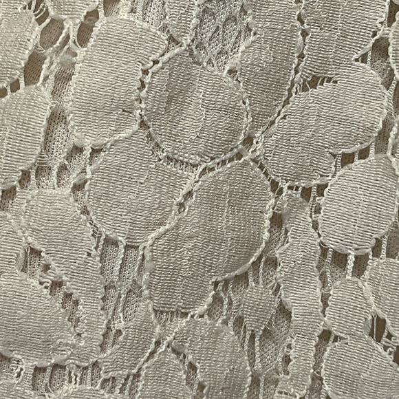 Ladies L Rockin’ C sleeveless lace top - Picture 5 of 5